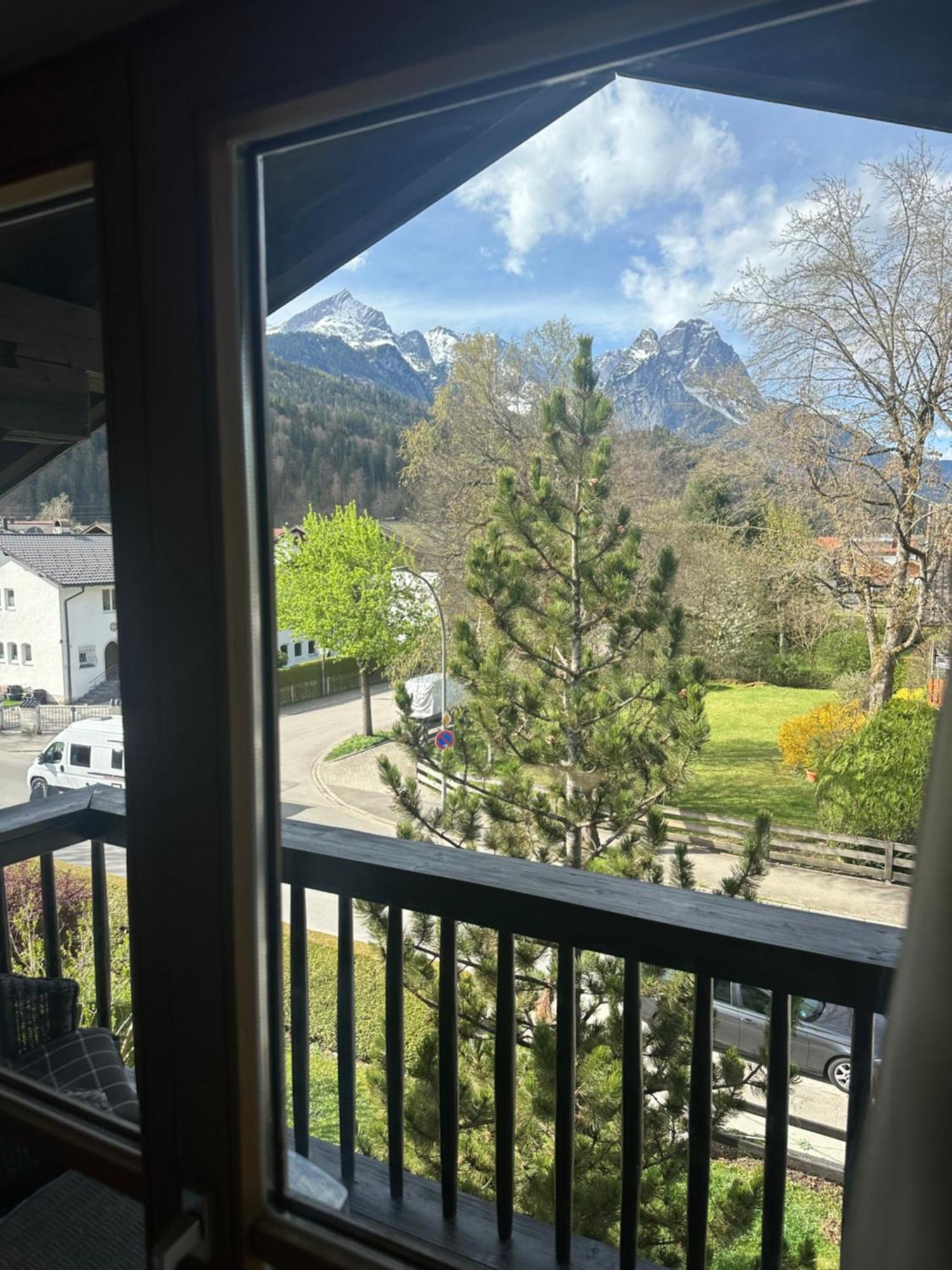 Gaestehaus Antonia Garmisch-Partenkirchen Exteriér fotografie